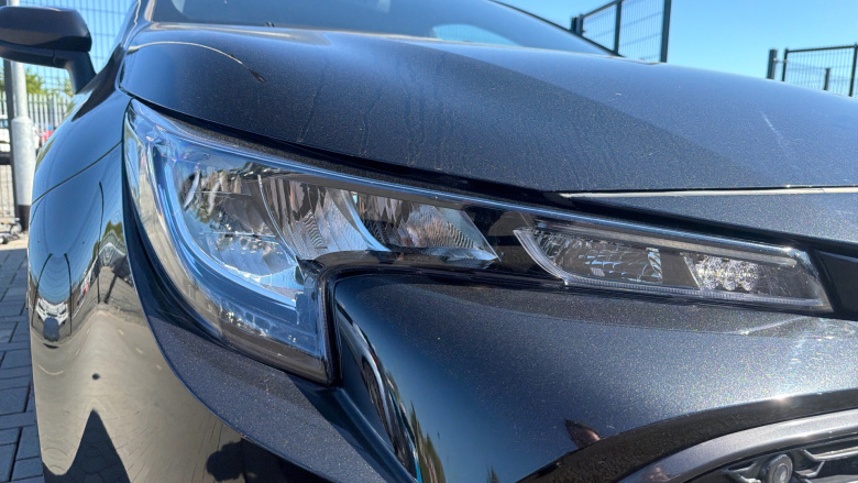 Toyota Corolla 1.8 VVT-i Hybrid Design 5dr CVT Hybrid Hatchback